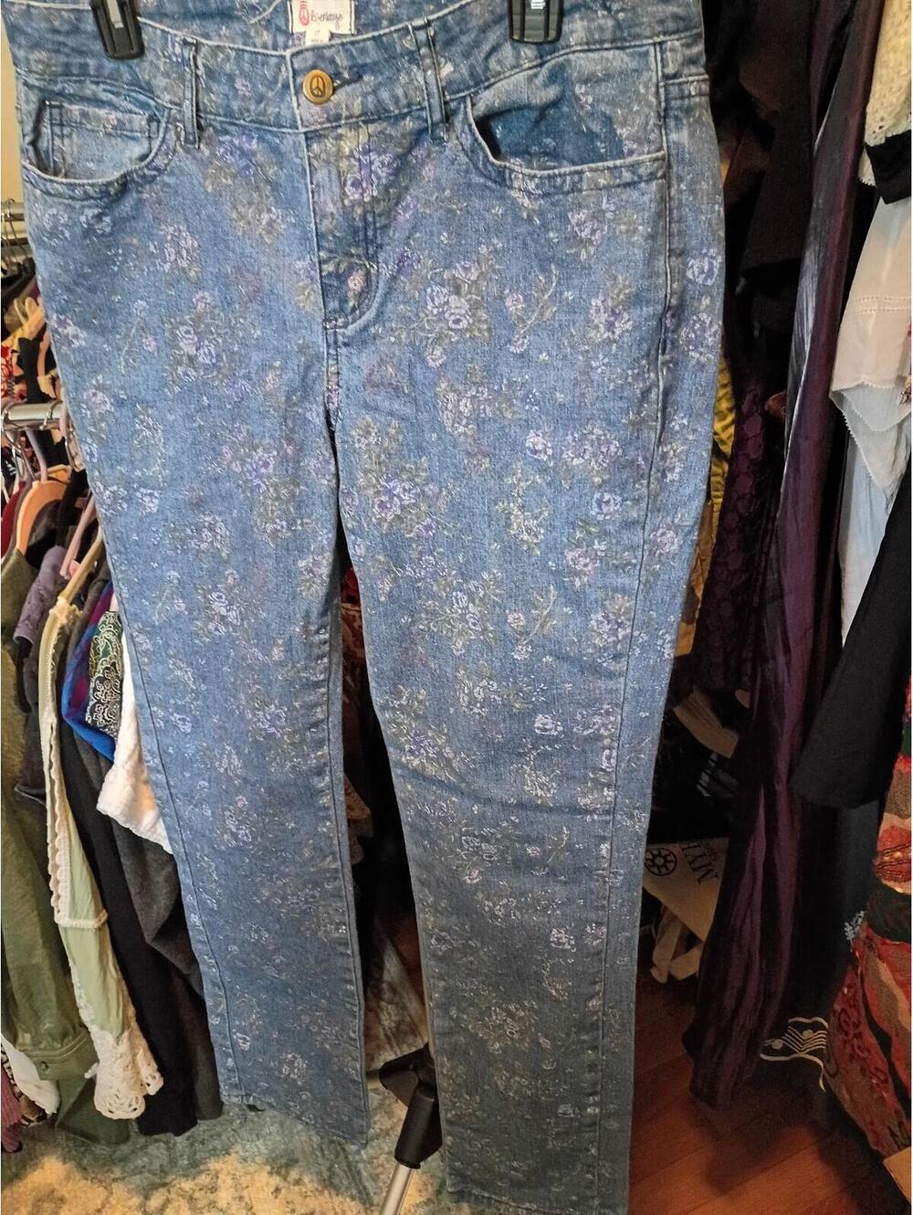 Pretty floral pattern jeans
